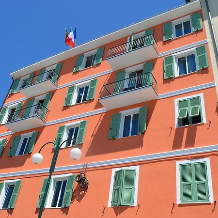 Hotel San Pietro Кьявари Экстерьер фото